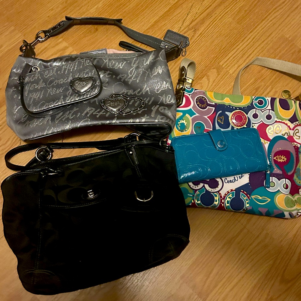 3 coach bags with matching wallets bundle